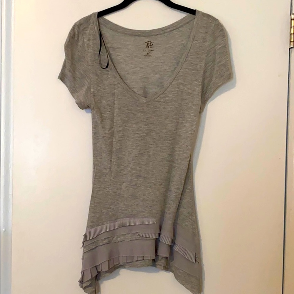 NW Jessica Simpson ruffle tshirt